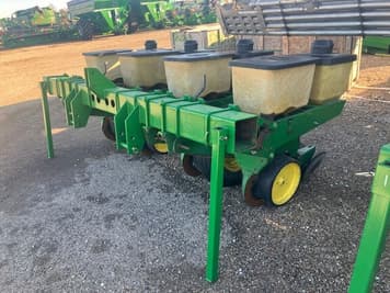 Main image John Deere 7000